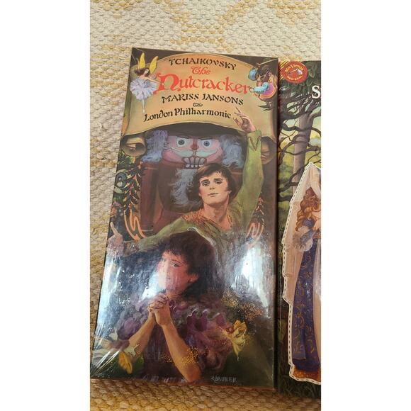 Tchaikovsky Sleeping Beauty The Nutcracker Audio story book London philharmonic - Picture 3 of 6